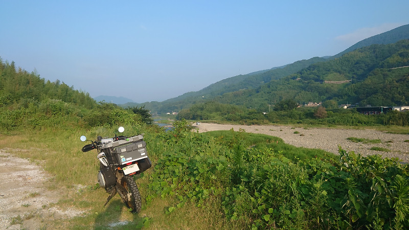 川沿い