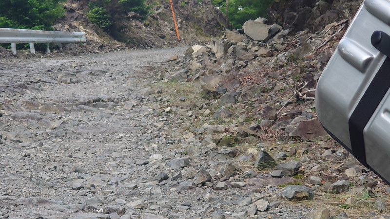 剣山スーパー林道、東側