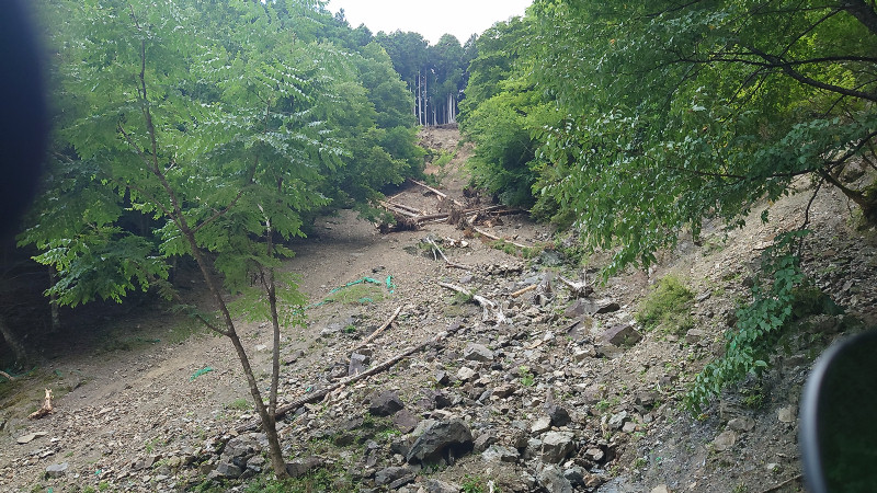 山崩れ跡